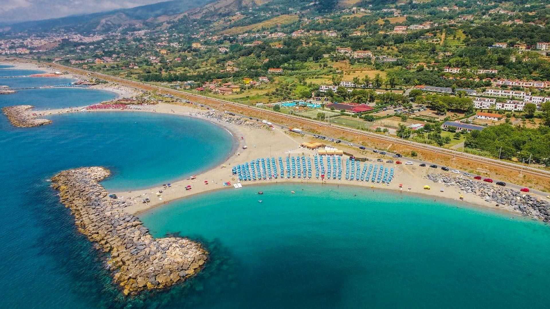 CLICCA QUI PER VEDERE IL VILLAGGIO