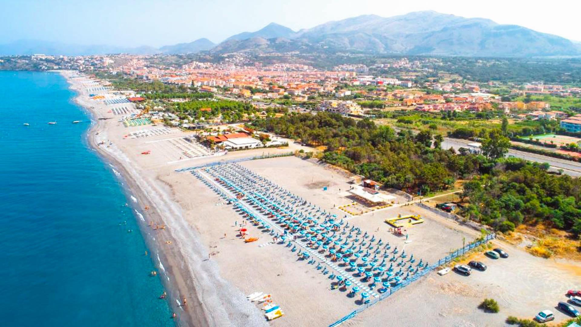 CLICCA QUI PER VEDERE IL VILLAGGIO
